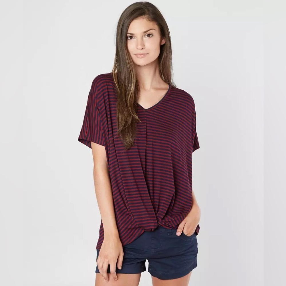 Buckle Daytrip | Twisted Hem Top | Stripe | S